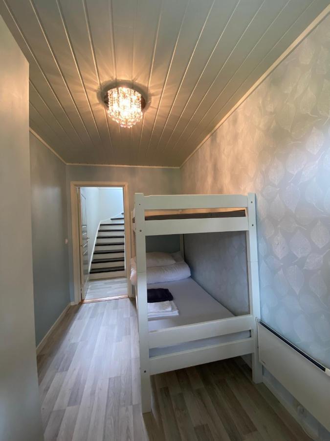 Villa Med Jacuzzi Og Nydelig Utsikt Gravdal  Extérieur photo